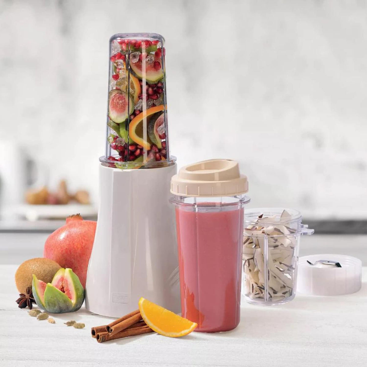 Tribest Personal Blender PB250, kompakter Standmixer inkl. 2 Mixwerken, perfekt für Smoothies, Nüsse, Kaffee, BPA-frei
