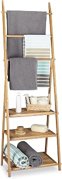 Relaxdays Handtuchhalter Bambus, Holz-Kleiderständer faltbar, 3 Ablagen, 3 Stangen, 4 Haken, HBT: 152 x 53 x 31cm, Natur