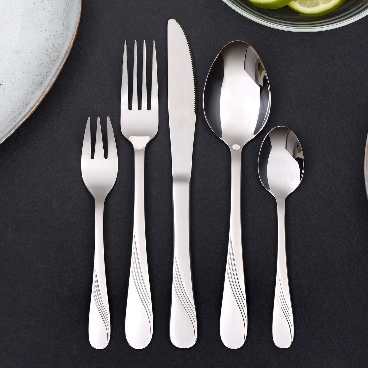 GRÄWE Besteckset für 6 Personen aus Edelstahl, Tafelbesteck Set 30-teilig, nickelfrei, rostfrei, handpoliert, spülmaschinengeeignet - Serie Stralsund