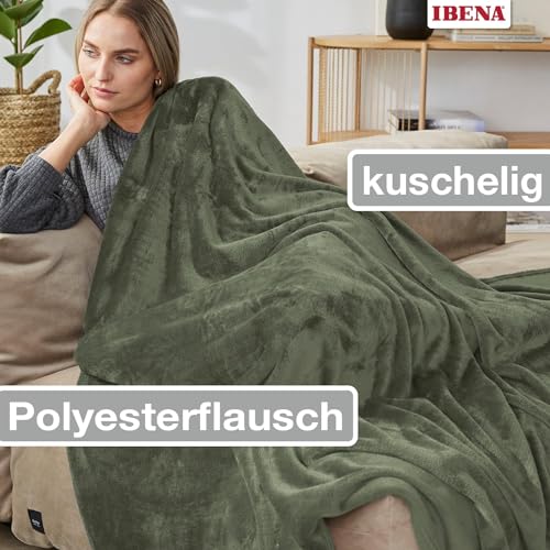 Ibena Kuscheldecke Olbia 150x200 cm - flauschig, warm & waschbar, Fleecedecke Oliv einfarbig