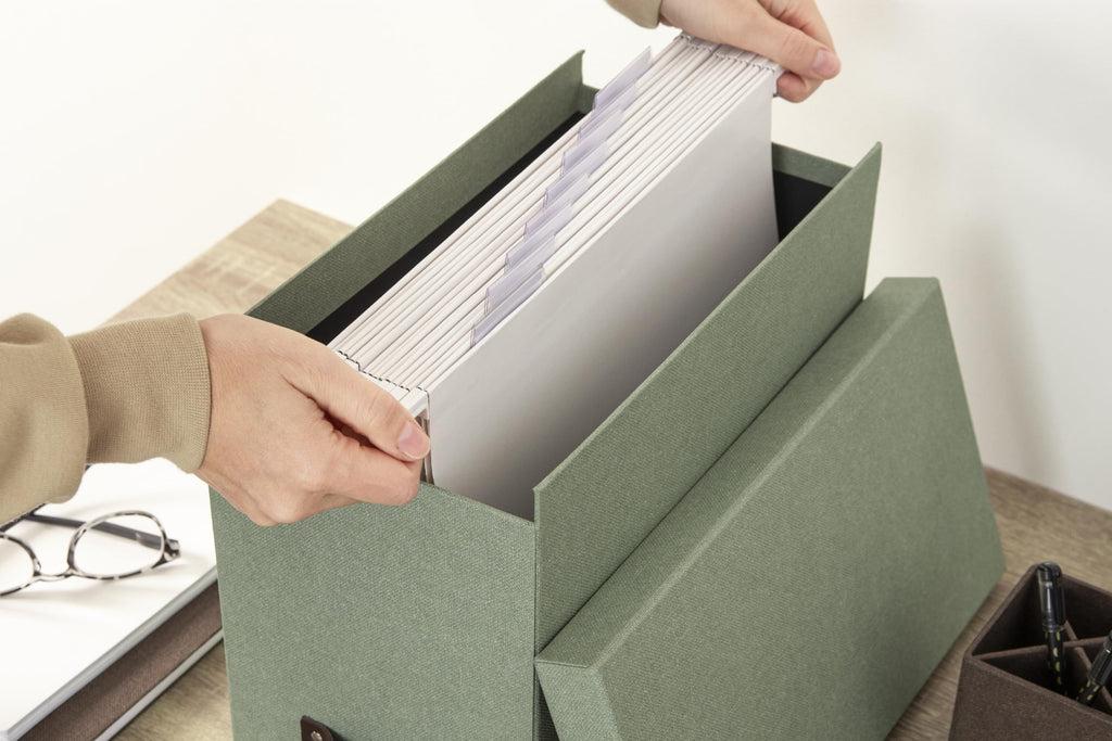 BIGSO 8er-Set Hängemappen inklusive Labels – Hängehefter aus Karton für die JOHAN Ordnungsbox – praktische Dokumentenaufbewahrung für Rechnungen, Rezepte oder Anleitungen – weiß