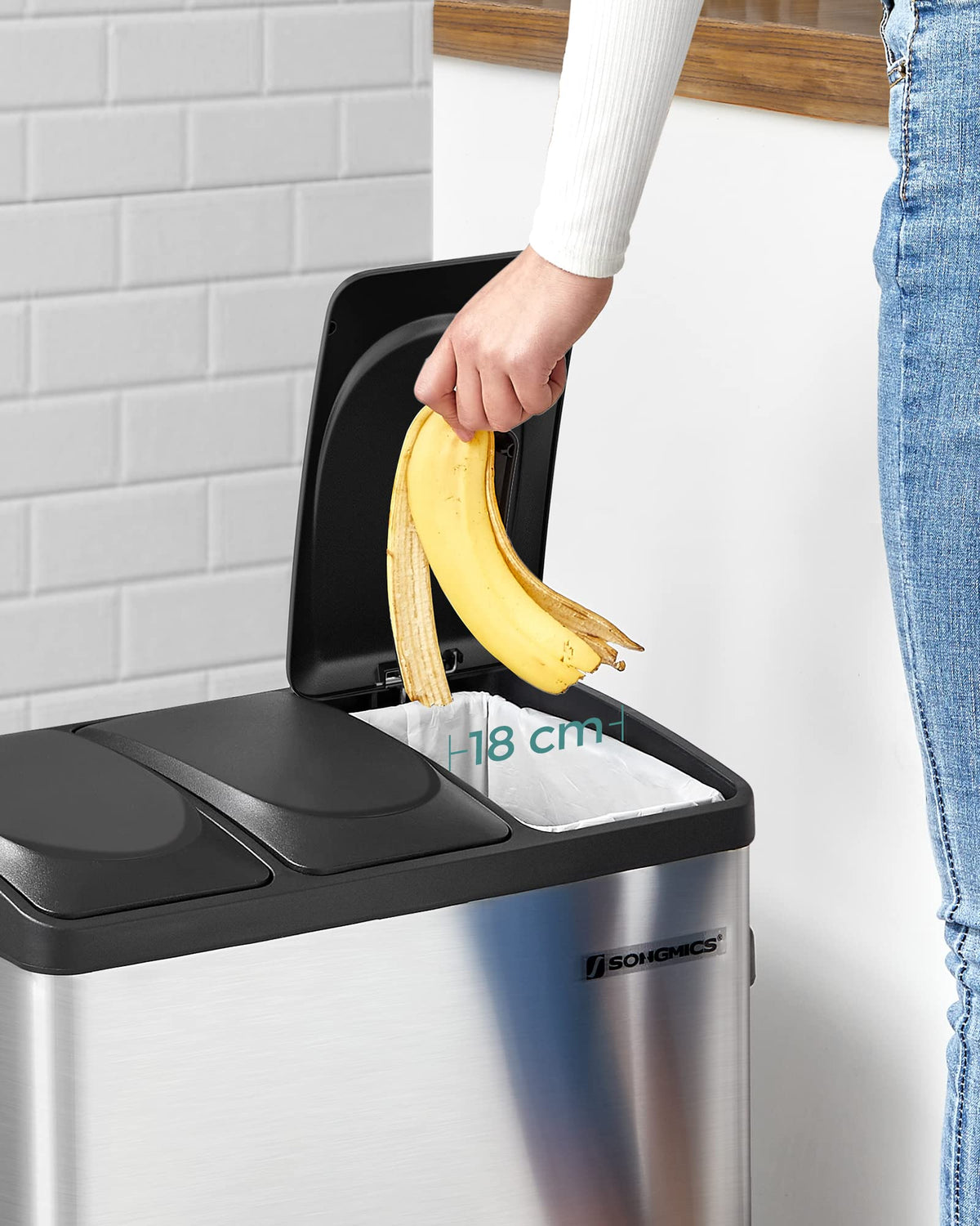 SONGMICS Mülleimer für die Küche, Treteimer mit 3 Fächern, 3 x 18 Liter