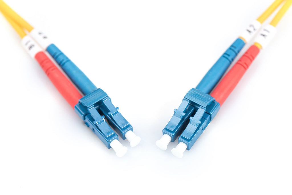 DIGITUS DK-2933-02 – Glasfaserkabel OS2 – 2 m – LC zu LC – Duplex LWL Kabel – 1/10 Gbit/s – SM Singlemode Glasfaser LAN Kabel – Fasertyp: 9/125 µ – Gelb (Yellow)