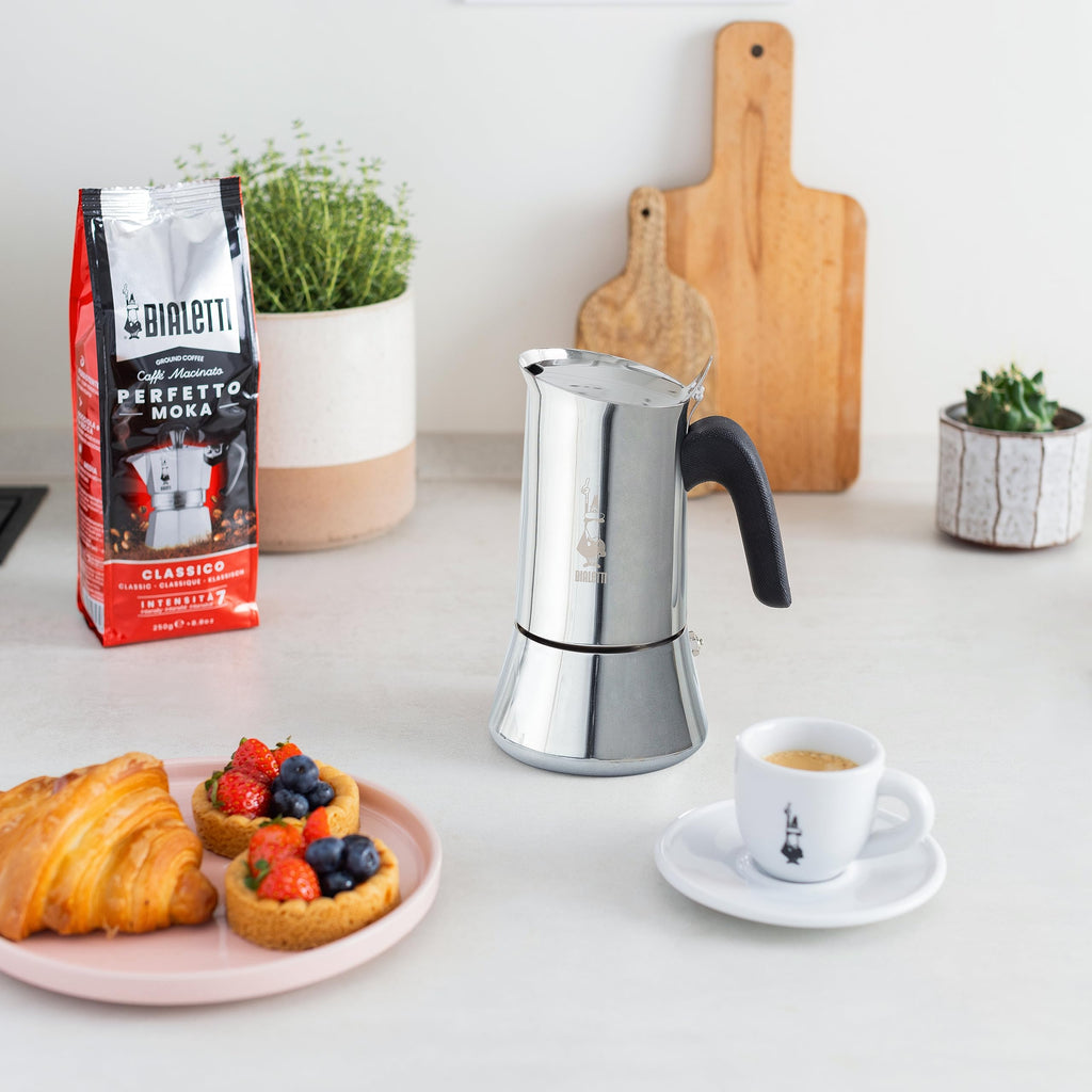 Bialetti - Neue italienische Espressomaschine Venus Induction aus Edelstahl, geeignet für alle Arten von Tellern, 4 Kaffeetassen (170 ml), Silber