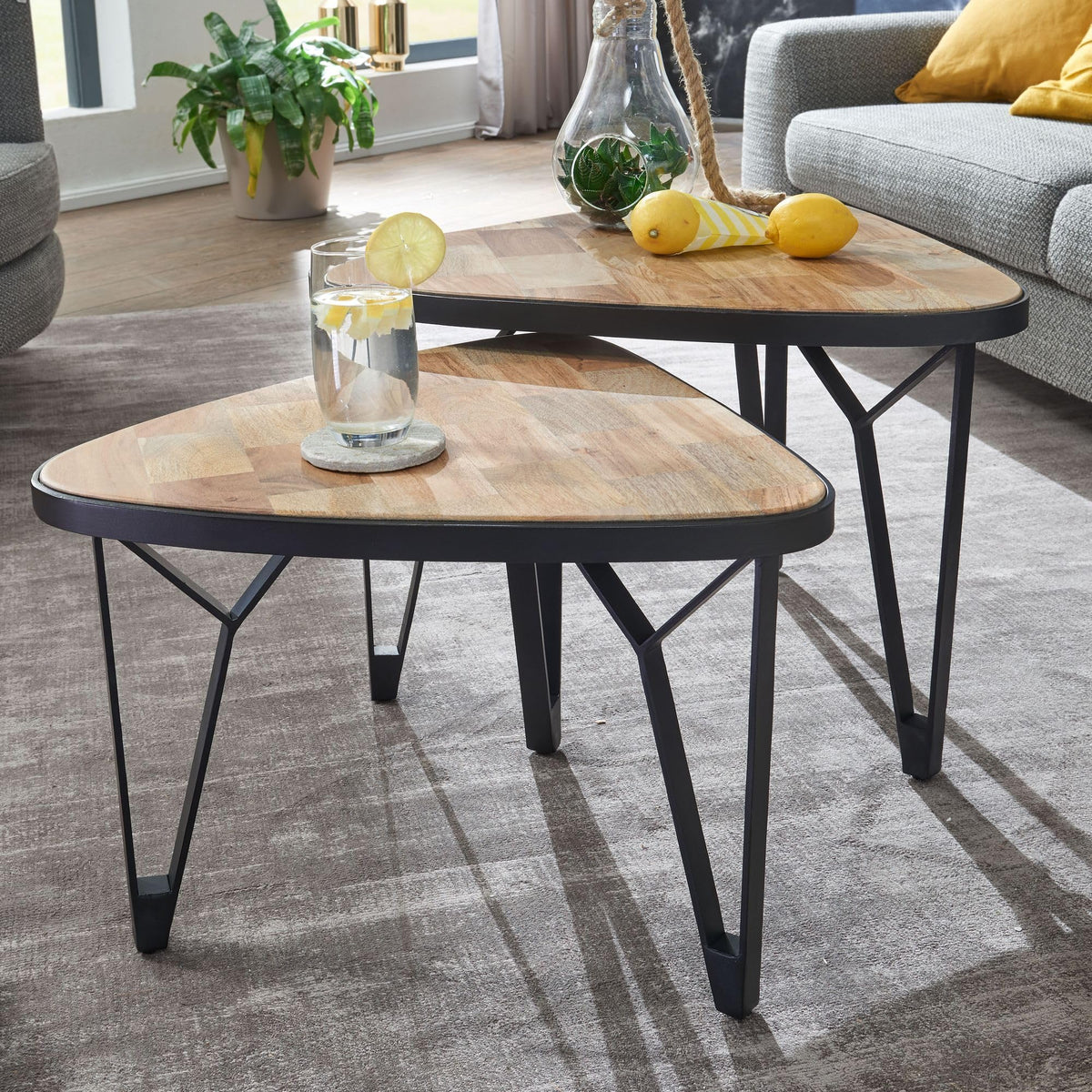 FineBuy Couchtisch 2er Set 60x60x45 cm Massivholz Dreieckig, Satztisch