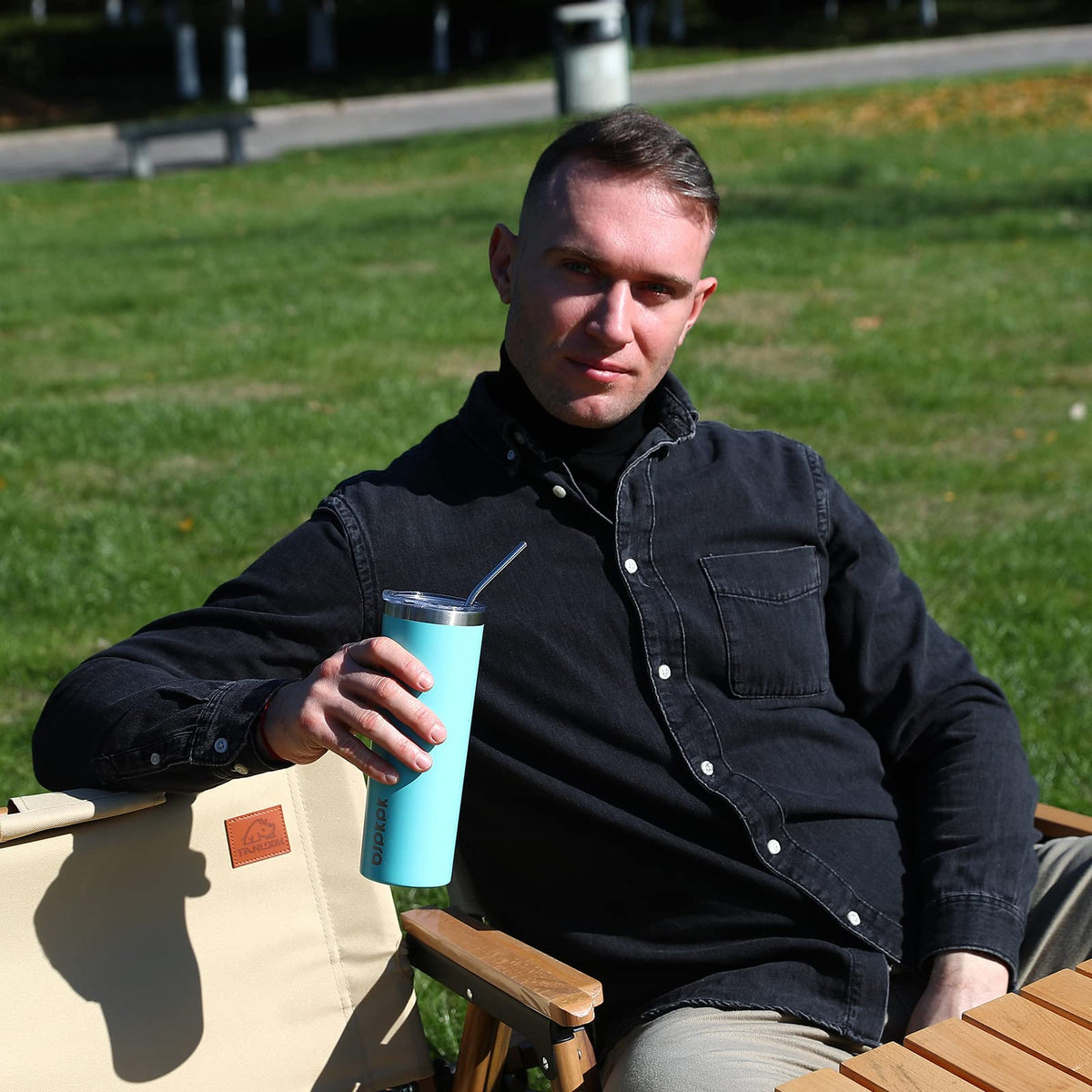 BJPKPK 600 ml Becher mit Deckel und Strohhalm Isolierter Reise Kaffeebecher