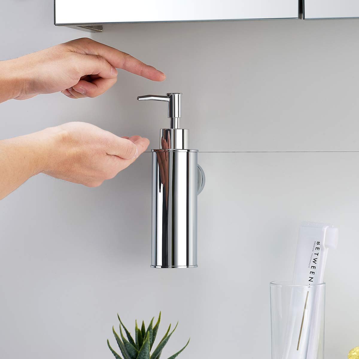 BGL Wandmontierter Seifenspender aus Edelstahl, 180 ml Flüssigseifenspender aus SUS304, ABS-Pumpkopf mit Ersatzpumpe, Chrom, für Bad und Küche