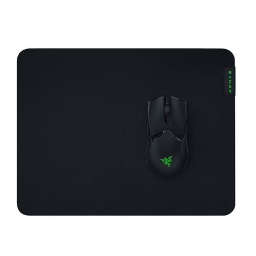 Razer Gigantus V2 Medium - Weiches Gaming-Mauspad für schnelle Spielstile und optimale Kontrolle (360 x 275 x 3mm, Texturierter Stoff aus Mikrogewebe, Rutschfestes Gummi) Schwarz