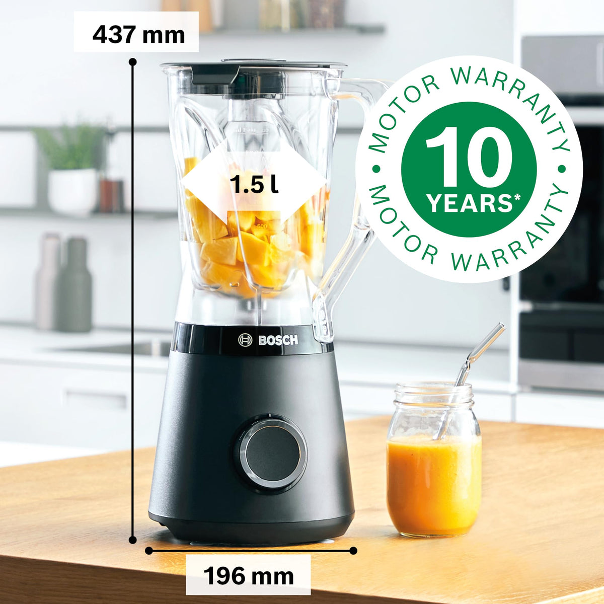 Bosch Standmixer Smoothie Maker, 30.000 U/min, 1200 W, Edelstahl-Klingen, 1,5l Kunststoff-Mixbehälter (Tritan), spülmaschinenfeste Teile, Made in Europe, VitaPower Serie 4 MMB6141B