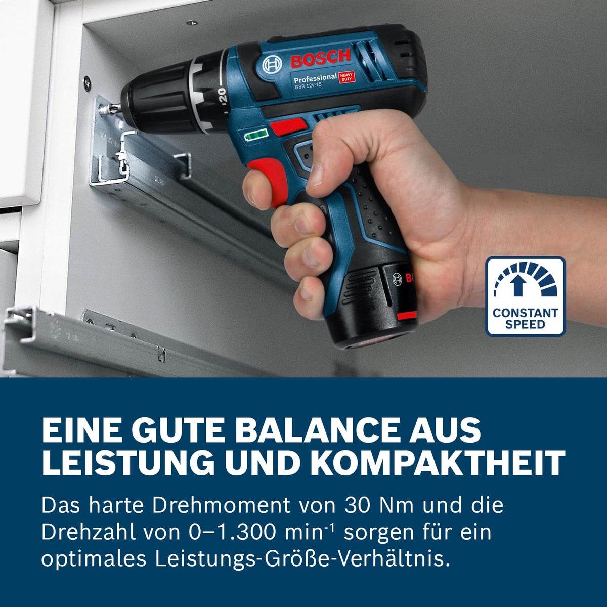 Bosch Professional 12V System Akku Bohrschrauber GSR 12V-15 (39 tlg. Zubehörset, 1x 2.0Ah Akku, 1x 4.0Ah Akku, Ladegerät, in Tasche), schwarz, blau, Size