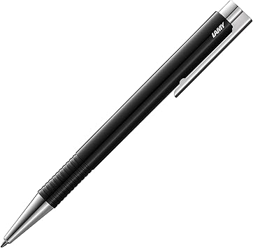 LAMY logo M+ Kugelschreiber 204 aus bruchfestem Kunststoff in der Farbe schwarz mit verchromter Spitze und Drücker, inkl. Großraummine LAMY M 16 Strichbreite M in blau