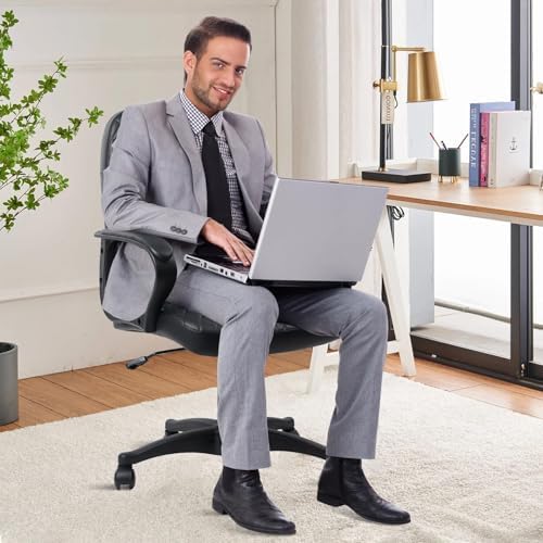 CLATINA PU-Leder Bürodrehstuhl Höhenverstellbarer ergonomischer Managerstuhl mit Armlehnen Mittelhohe Rückenlehne und Rollen Premium Design für Homeoffice Konferenz Arbeitszimmer Schwarz
