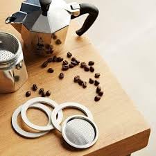 Bialetti Moka-Dichtung und Aluminiumfilter, weiß, 72 mm, für 6-Tassen-Kaffeemaschine
