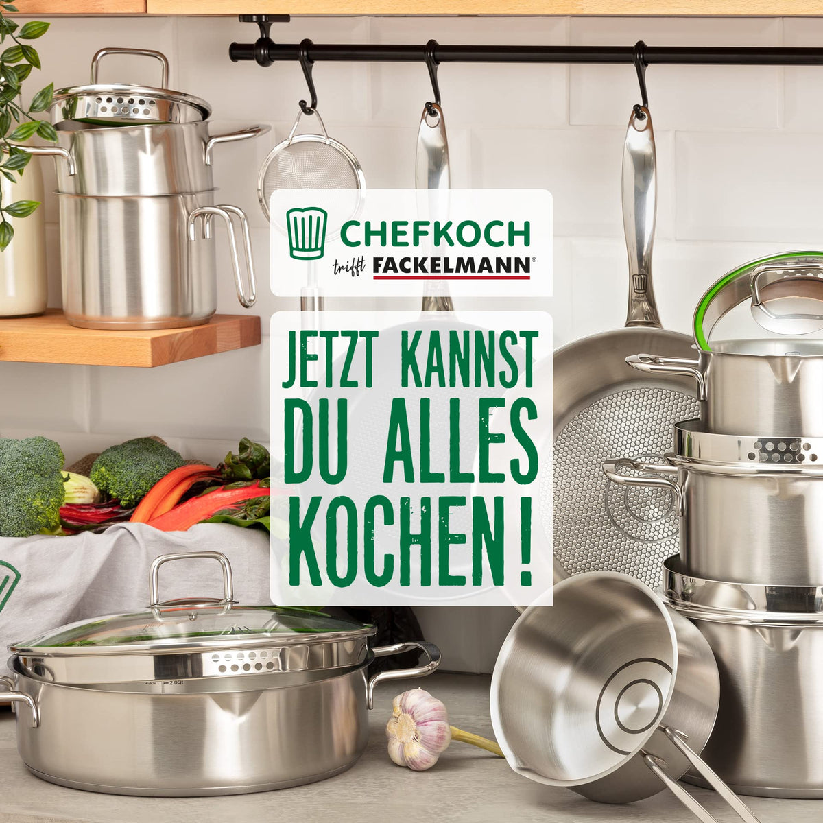 FACKELMANN Chefkoch trifft Edelstahlpfanne Ø28 cm – Hochwertige Pfanne aus 18/10 Edelstahl, knusprige Ergebnisse durch speziellen Wabenboden, für alle Herdarten geeignet