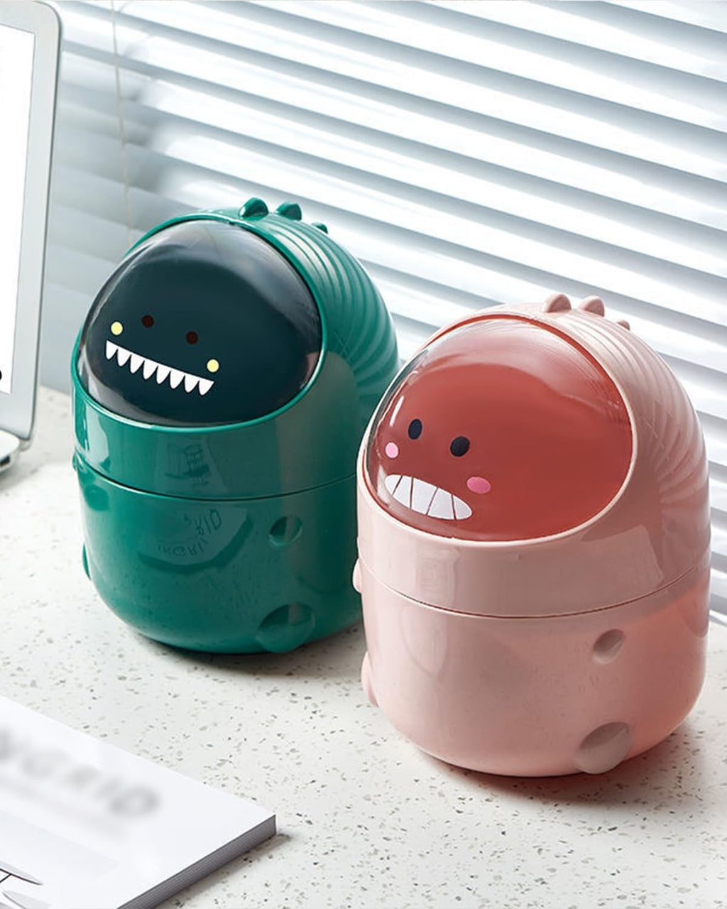 Mini TischmüLleimer mit Deckel, Dinosaurier Süße Cartoon Tisch Mülleimer, Cute Papierkorb Klein, Kawaii Deko, Aufbewahrungsbox, für BüRos, Kinderzimmer, Schminktisch, Wohnzimmer (Grün)