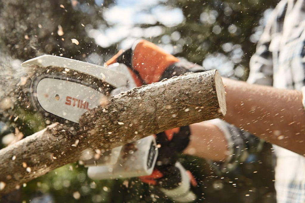 Stihl Akku-Gehölzschneider GTA 26 Set mit Akku AS 2 und Ladegerät AL 1, Batteriebetrieben
