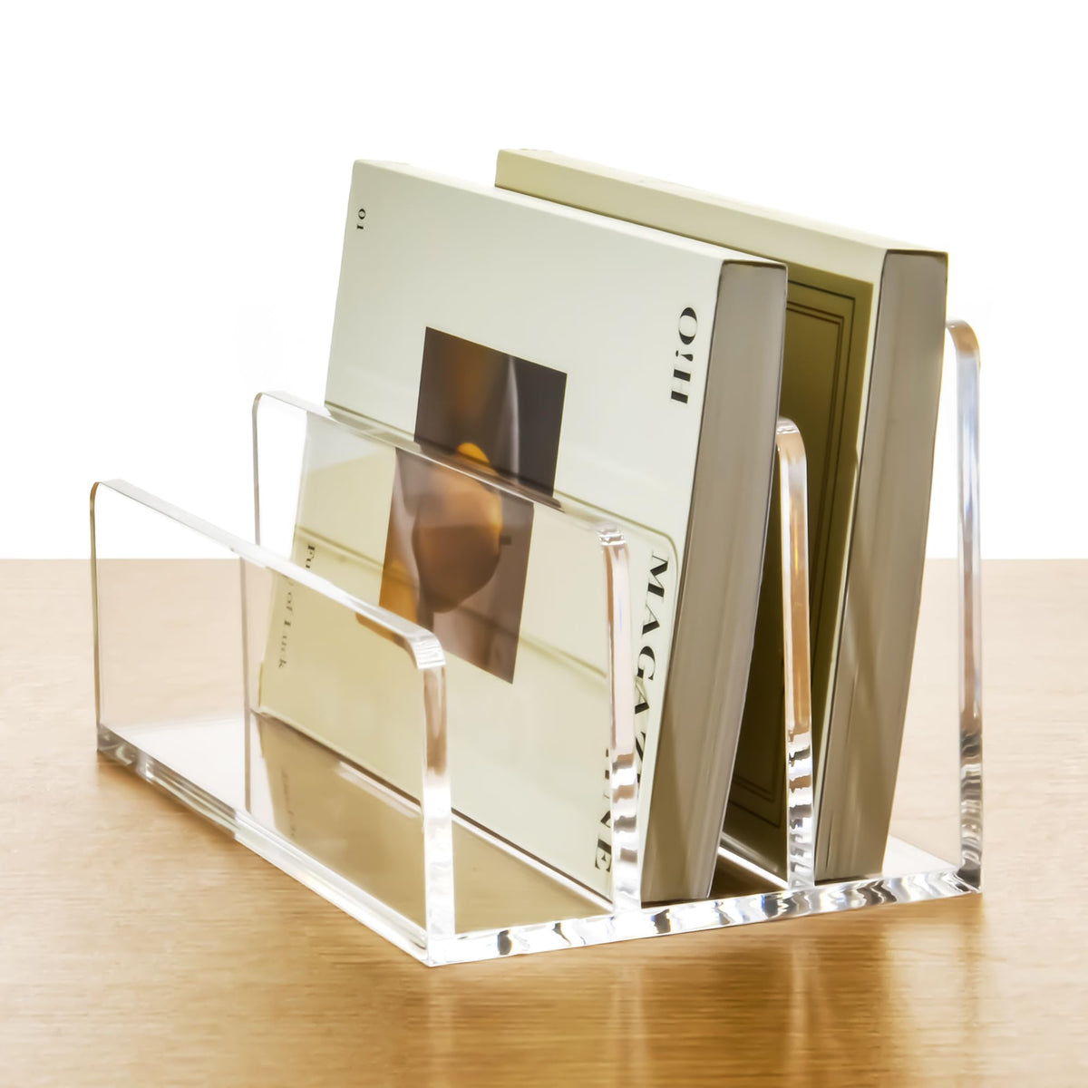 Briefhalter aus Acryl – 3 Fächer, transparent & pflegeleicht, Schreibtisch Briefablage/Ablagesystem für Büro, Familie, Homeoffice, Schule, HBT: 17,5 x 10,4 x 10 cm