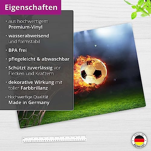 Schreibtischunterlage für Kinder – Flammender Fußball mit Feuerschweif – 60 x 40 cm – aus abwischbarem Premium-Vinyl - Made in Germany