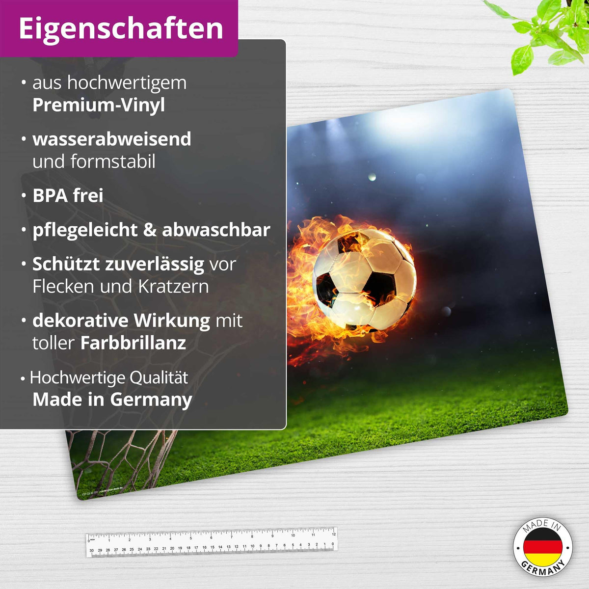 Schreibtischunterlage für Kinder – Flammender Fußball mit Feuerschweif – 60 x 40 cm – aus abwischbarem Premium-Vinyl - Made in Germany