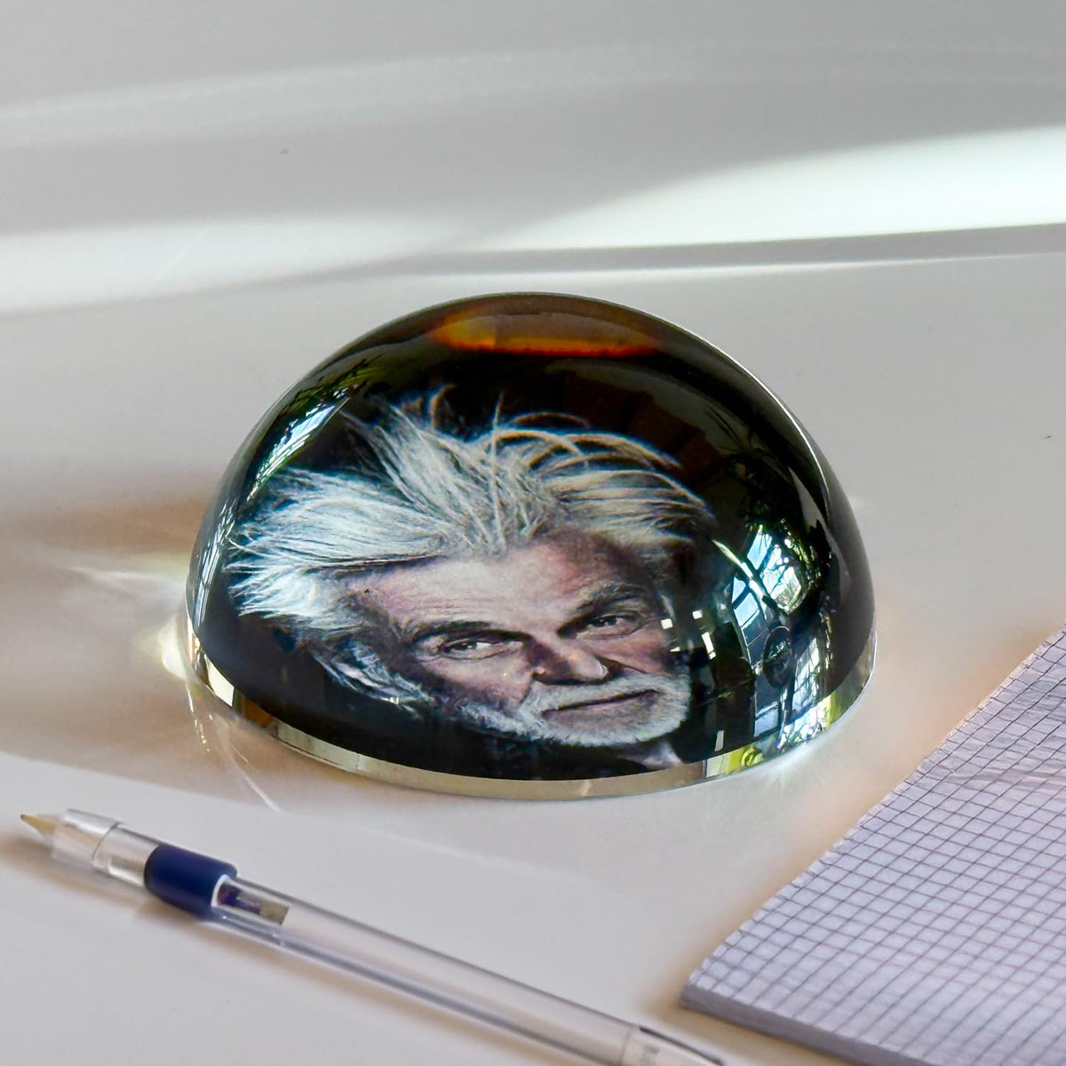 contento - Personalisierter Briefbeschwerer - Foto-Glaskugel - Glas-Briefbeschwerer mit Bild – edles Fotogeschenk in Geschenkbox – für Hochzeit, Jahrestag, Familie & Haustier - Glasdom