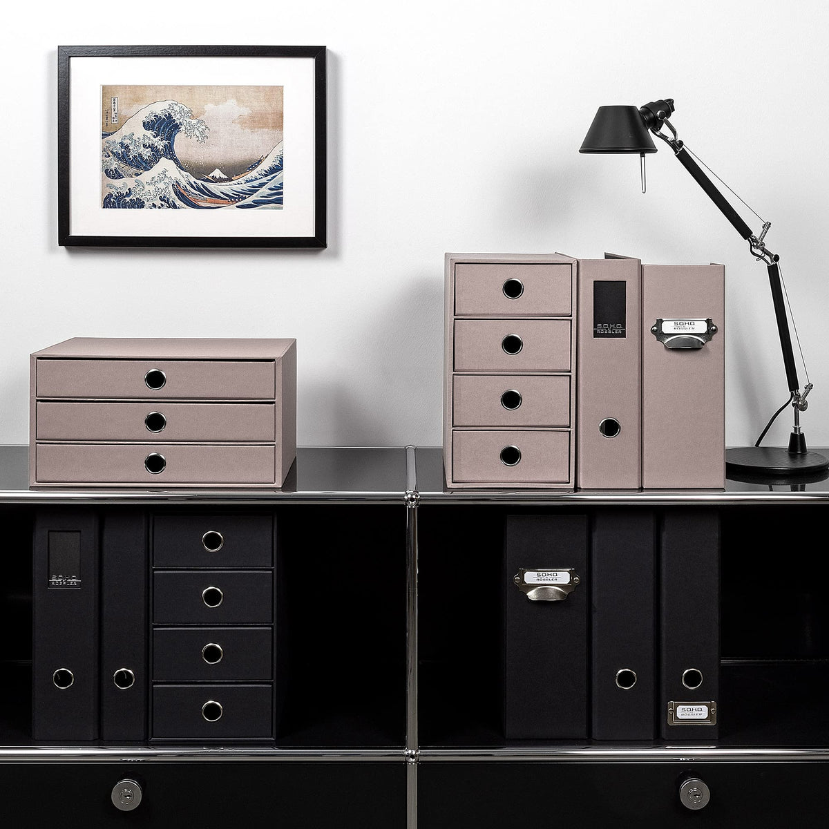 Rössler SOHO 3er Schubladenbox A4 aus Papier | Büro Organizer Schreibtisch| Schubladen Organizer Büro Zubehör & Bürobedarf | Schreibtisch Organizer Box | 34 x 25 x 19 cm | 1 Stück | Farbe: Taupe